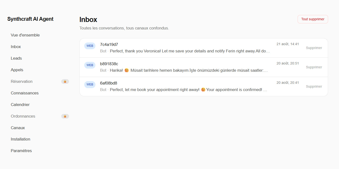Le tableau de bord Synthcraft, page Inbox : le menu à gauche (vue d’ensemble, inbox, leads, appels, réservation, ordonnances), et trois conversations reçues depuis le site, chacune dans sa langue.
